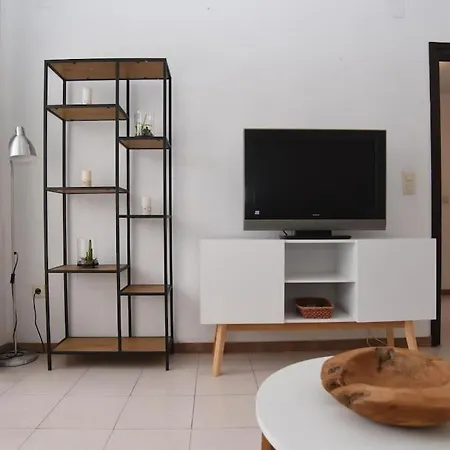 50-iv Ducat Apartment *